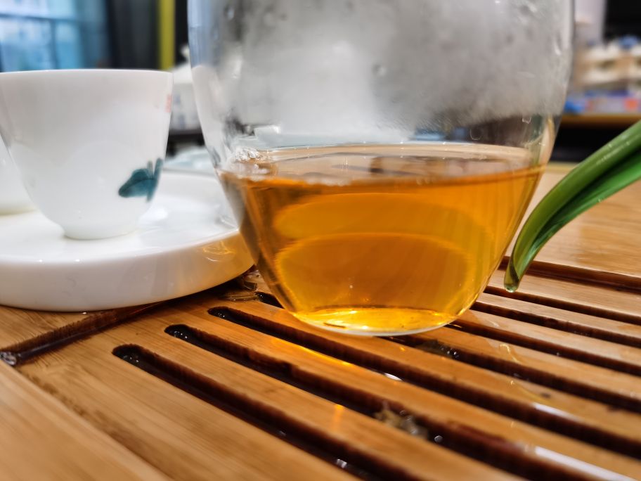 虎山行拨开云雾,虎山行普洱茶评测下关六星