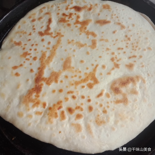 家常大饼怎么烙能酥,两个方法教你烙最柔软的大饼