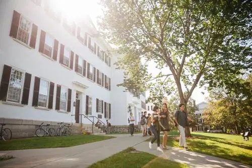 及第留学靠谱吗,孩子去达特茅斯学院留学申请条件