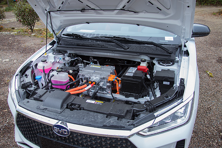 比亚迪唐e2,比亚迪三电系统与吉利三电系统