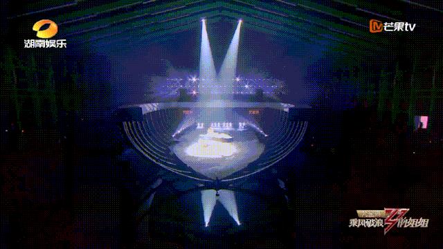 李现时装周香奈儿,李现穿香奈儿