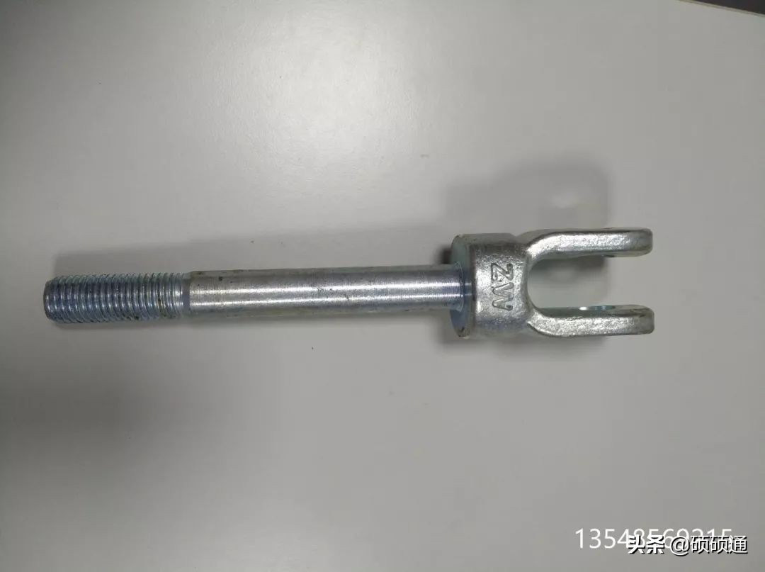 一种新型悬挑架的安装搭设装置,施工现场新型悬挑架