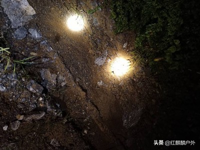 手电筒强光户外超亮头灯测评,锂电头灯户外强光手电