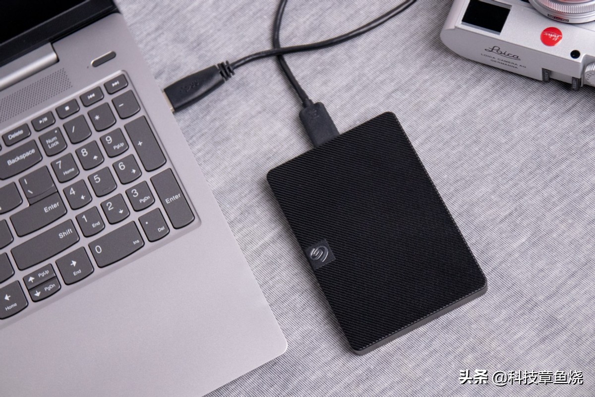 高端移动硬盘推荐,商务移动硬盘