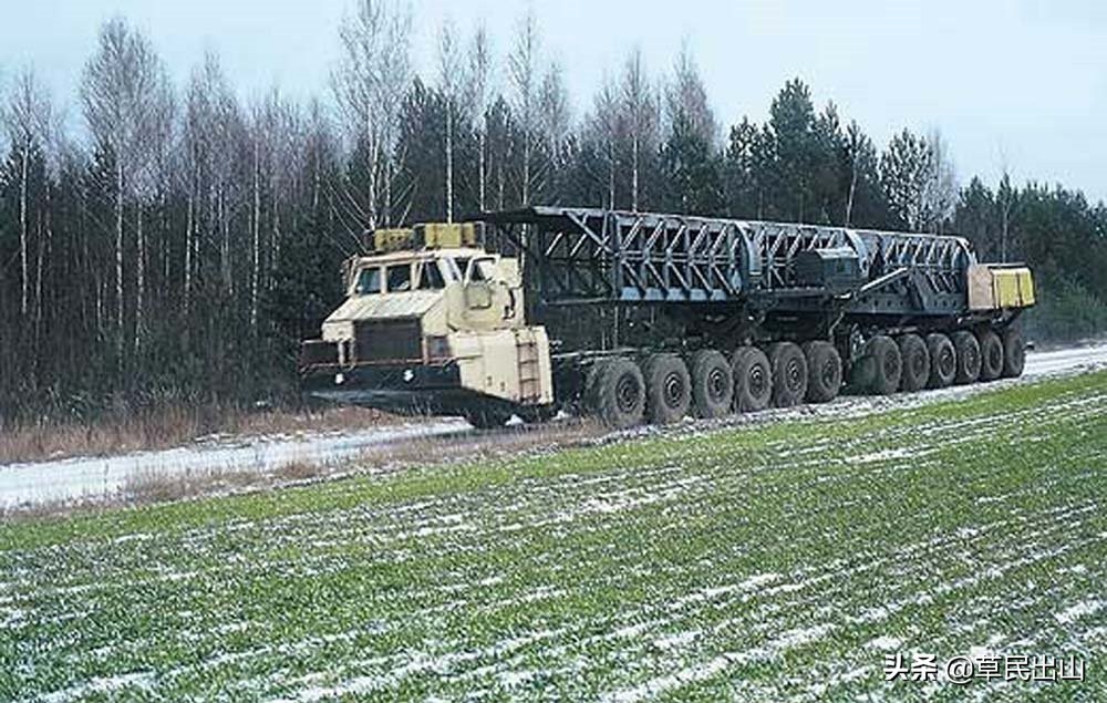 寻找男人的世界——再次追忆红色帝国的*力暴**美学之六