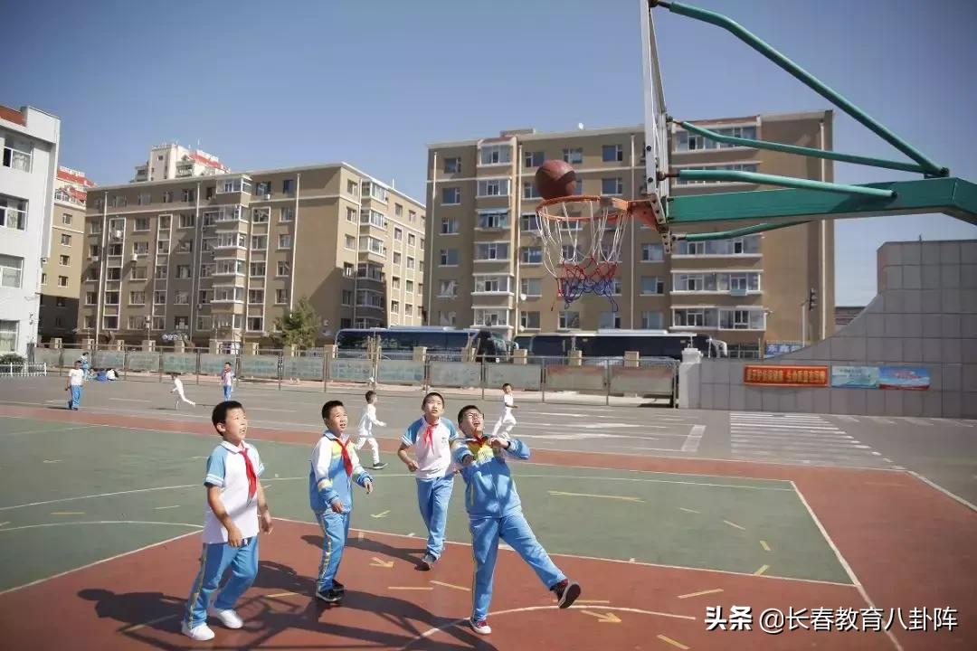 长春全日制北方教育哪个校区好,长春外国语学校里面环境