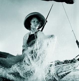 黑白照片的诉说——著名军旅摄影家张健昌摄影佳作背后的故事