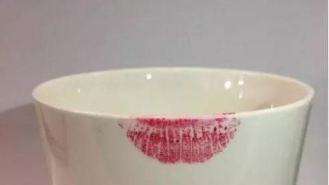 想买阿玛尼不知道去哪买,买阿玛尼口红说说