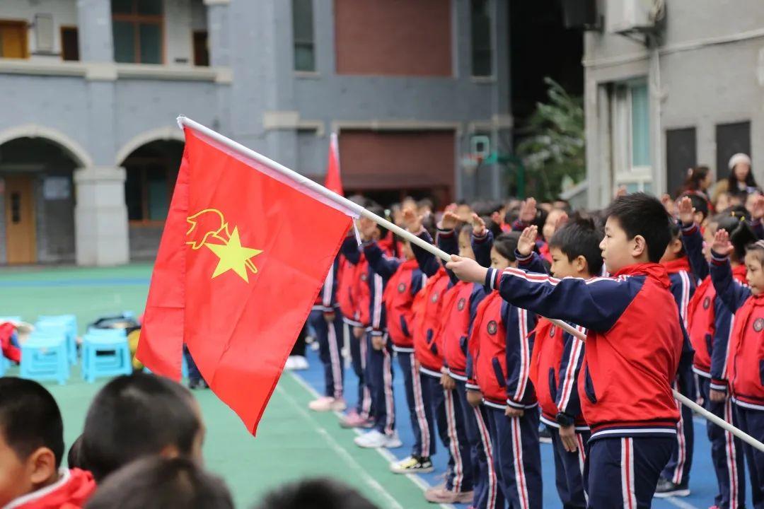 重庆5朵金花小学名字及地址,重庆公认最好的五个小学