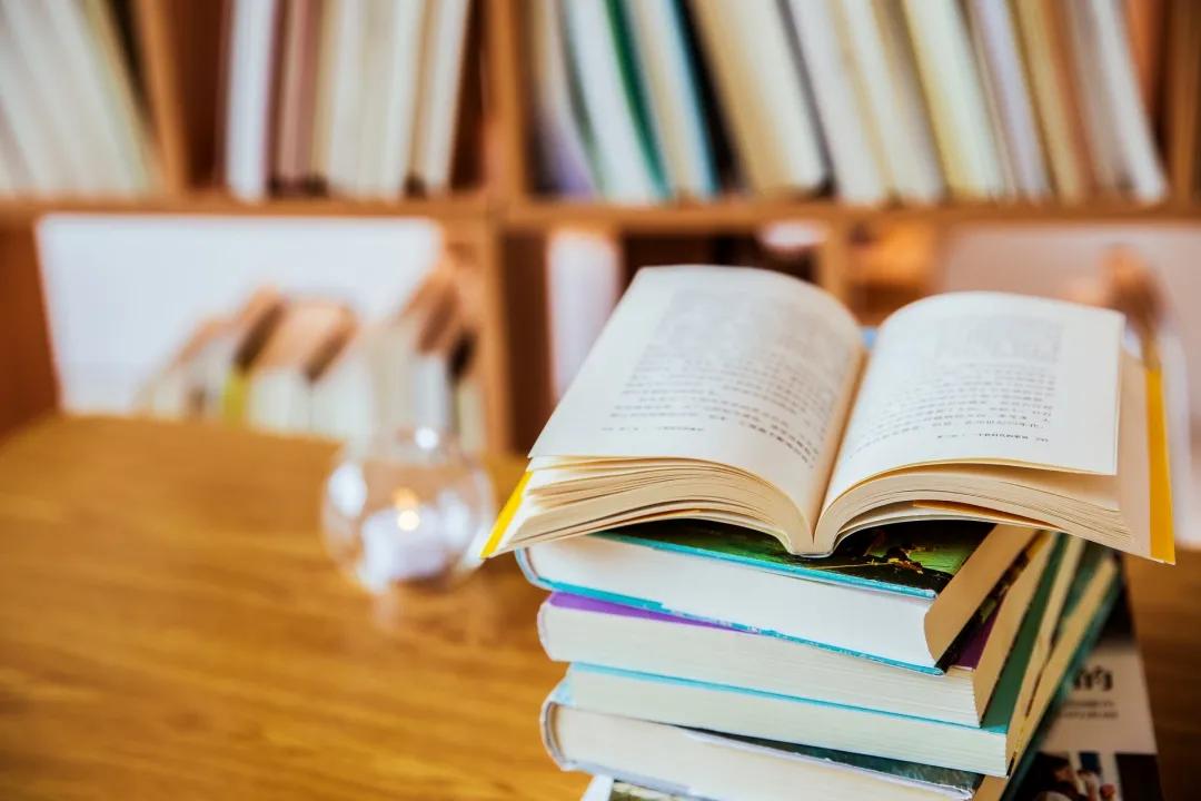 幼儿园读书月绘本活动通知,幼儿园社区读书月活动方案