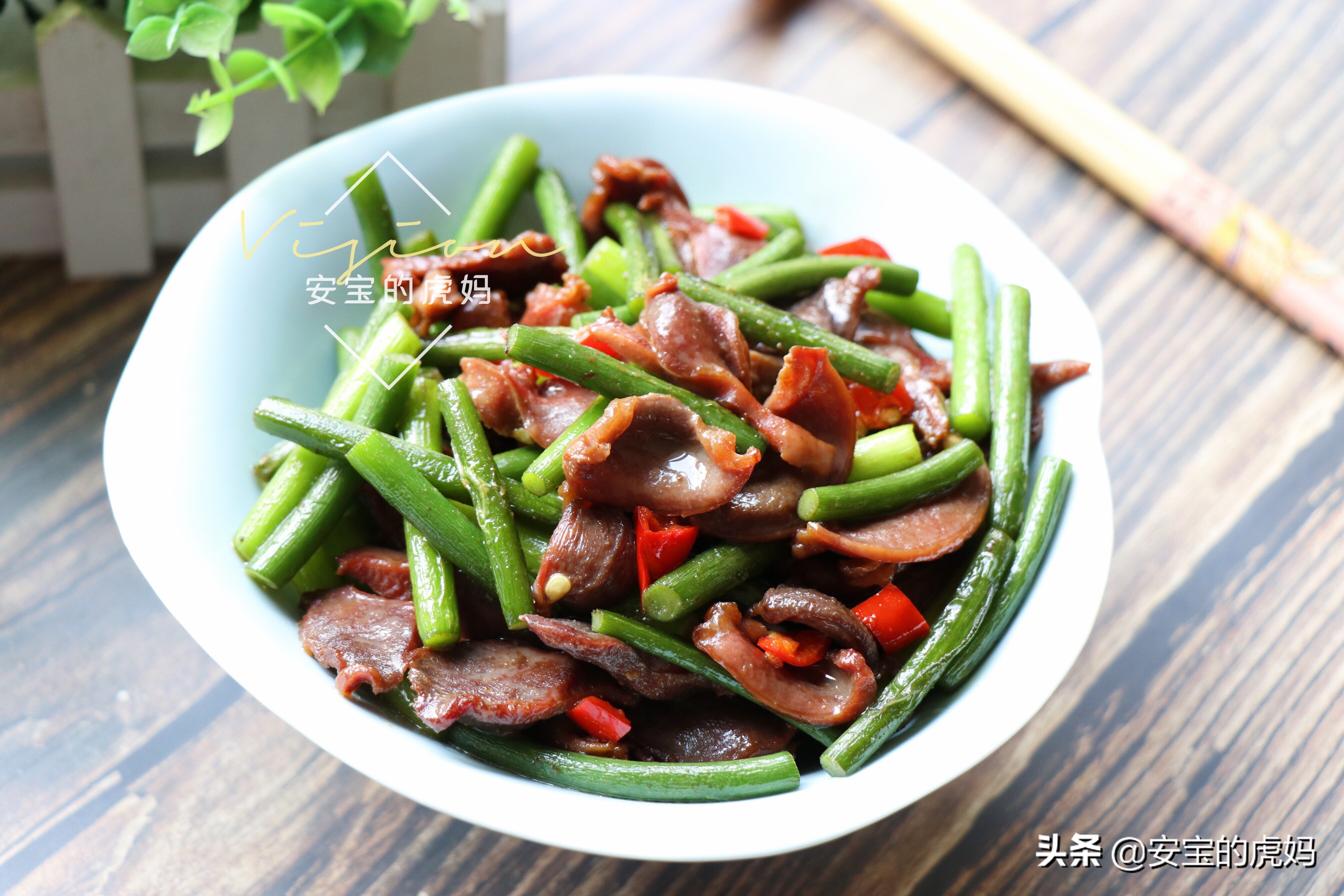 无涂层铁锅怎么养锅,铸铁铁锅怎么养锅才不粘锅