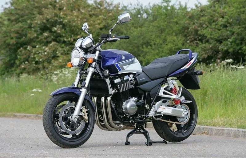 2020款顶配电喷雅马哈xjr1300,本田cb1300雅马哈xjr1300