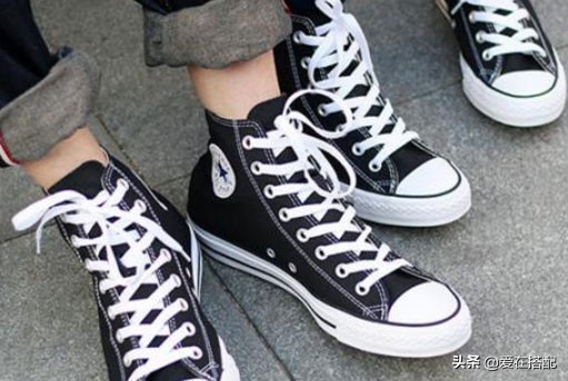 匡威帆布鞋鞋码偏大还是偏小,匡威鞋头挤脚怎么办