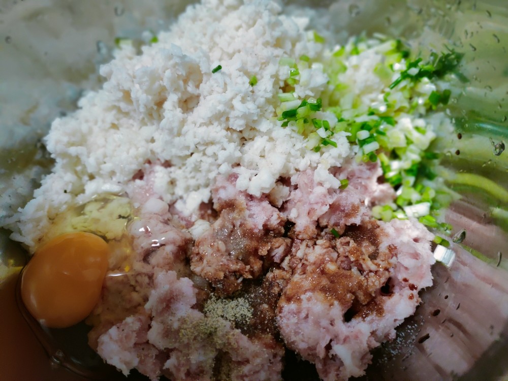 地梨怎么包饺子,怎么调地梨猪肉馅