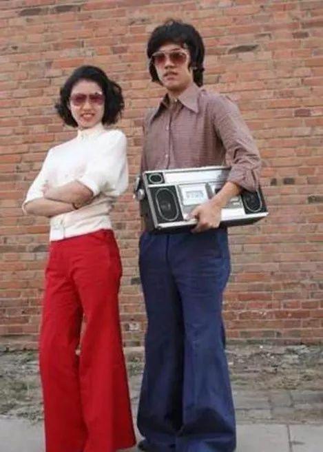 时尚潮流街拍2018年冬季,时尚就是一个轮回街拍