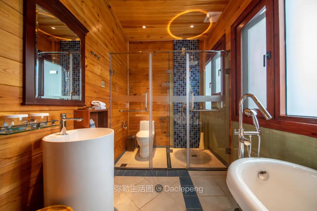 云南最美小镇图片,云南太平湖森林公园花海