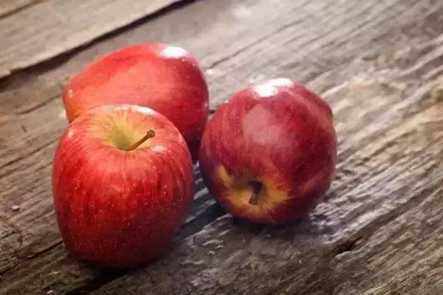 坐月子可以吃什么水果,坐月子可以吃水果吗图片