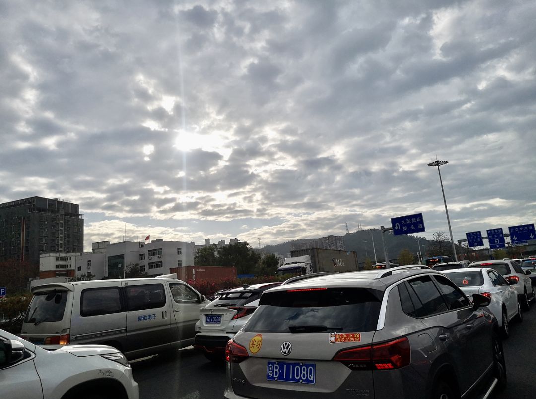 目前深圳的餐饮现状,深圳餐饮小吃最新现状