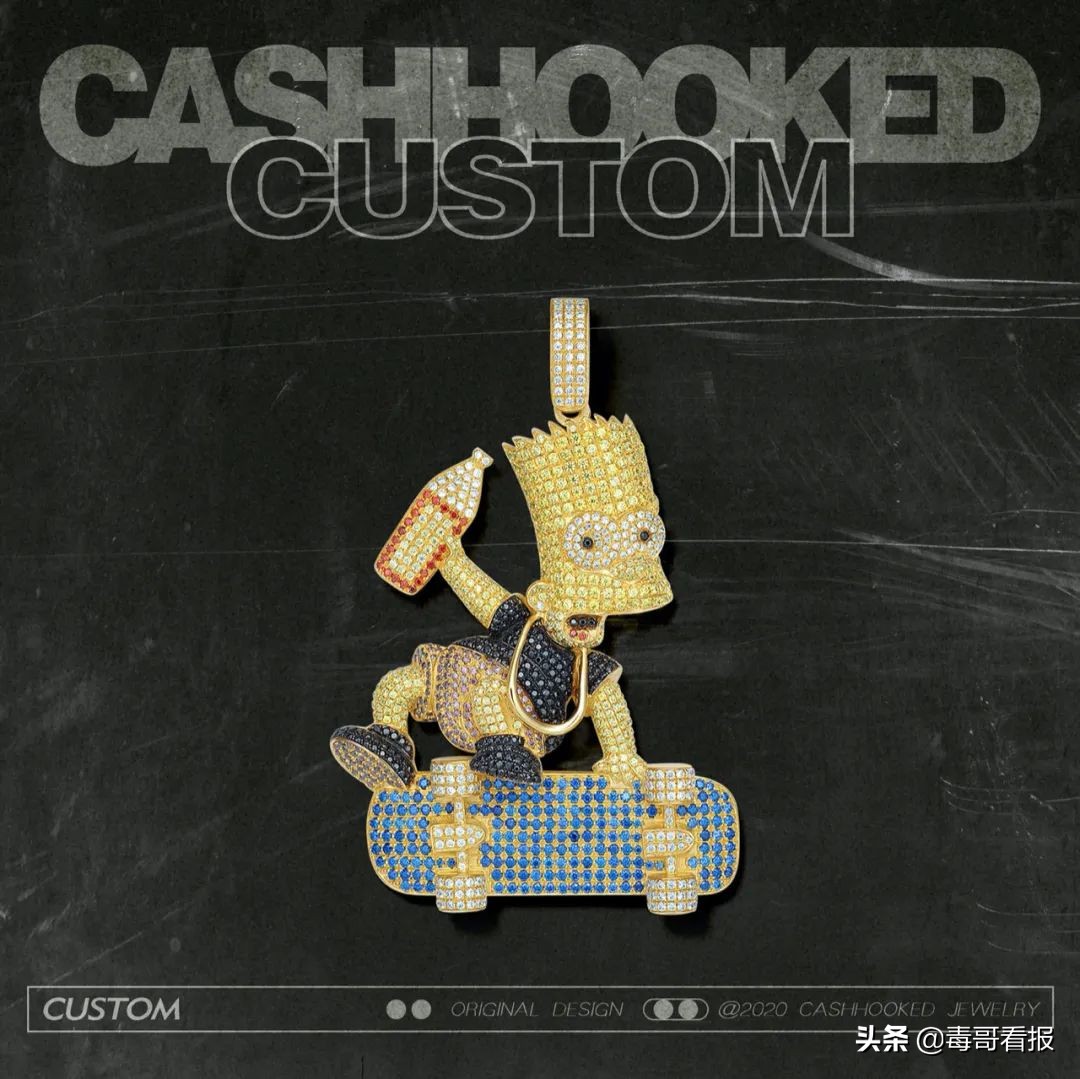 简约的首饰往往是穿搭的必杀技,首饰穿搭