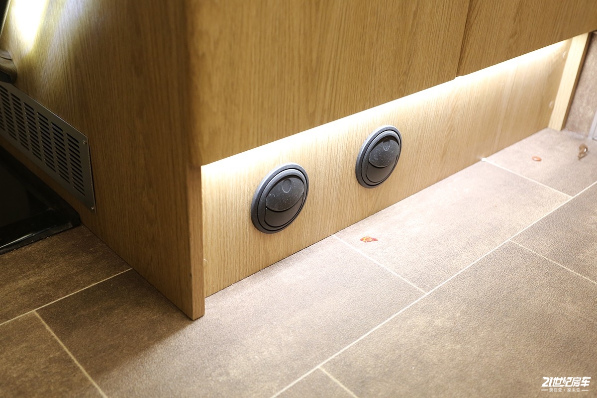 定价超百万的国产车,戴德e途promax房车228万