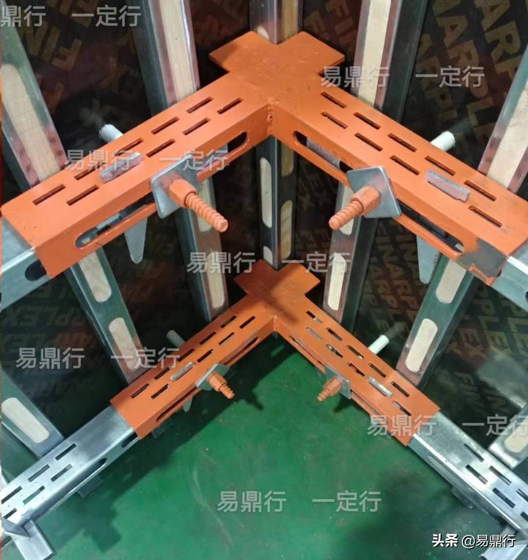 建筑模板柱子新型加固标准,木工柱子阴角扣件加固图片