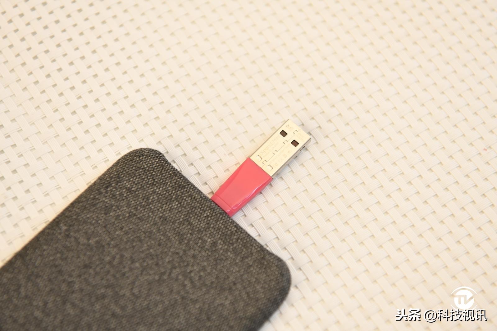 闪迪欢欣i享扩容版优盘评测,闪迪二合一闪存盘512测评