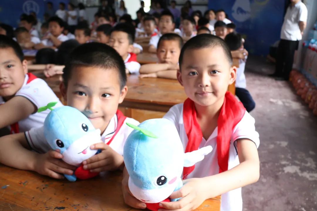 你的梦想，我来点亮——“小海豚计划”陪伴江西太阳村鄱阳湖儿童救助中心小朋友欢度六一儿童节