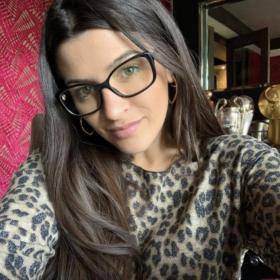 每日11点深夜福利之:阿利松妻子娜塔莉娅