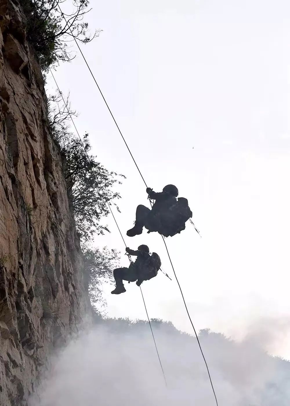 警武帅气震撼视频,中国最美警察视频