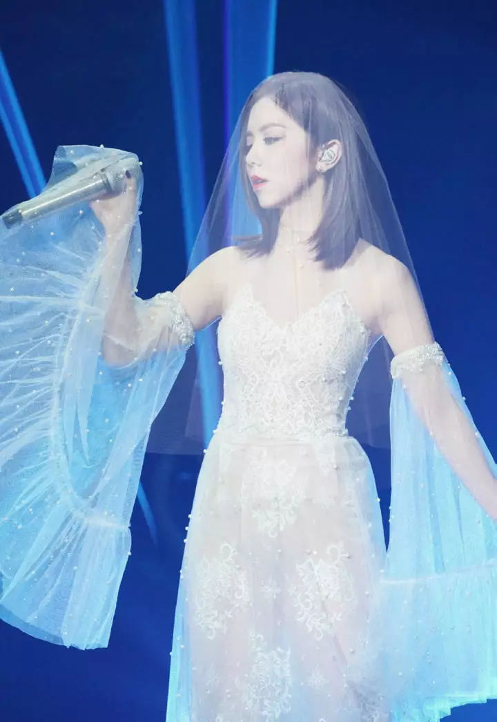 骄傲！首位在美国NASA演唱自己原创中文歌的华人女歌手！