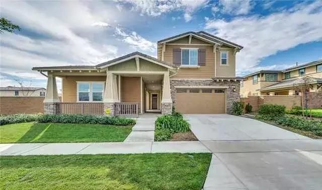 新年大旺!奇诺潜力新城精英教育,体验乔布斯同款文理学院!