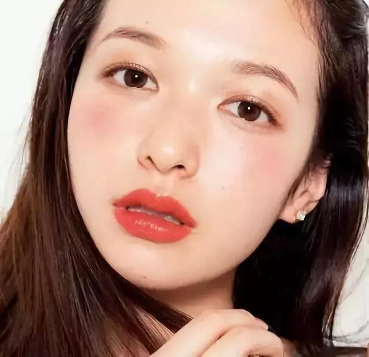 泫雅小野马2019,小野马泫雅街拍