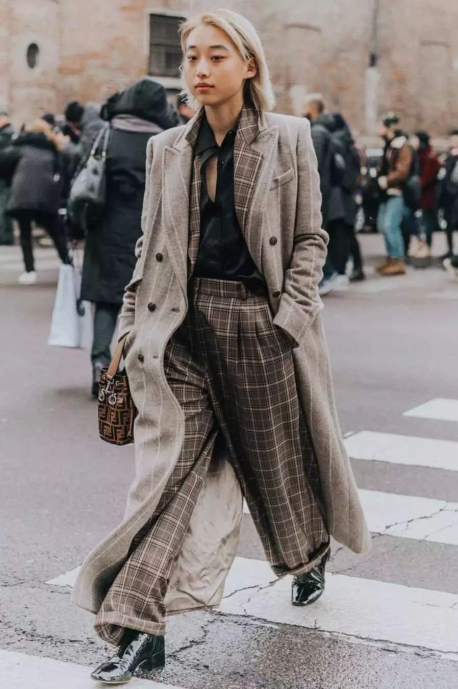 购买貂皮大衣,最推荐的大衣品牌