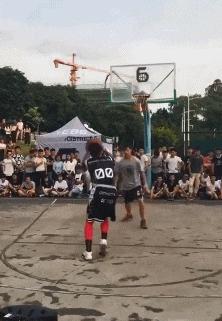 终于下班了搞笑gif图片,搞笑gif上班的时候打瞌睡尴尬了吧