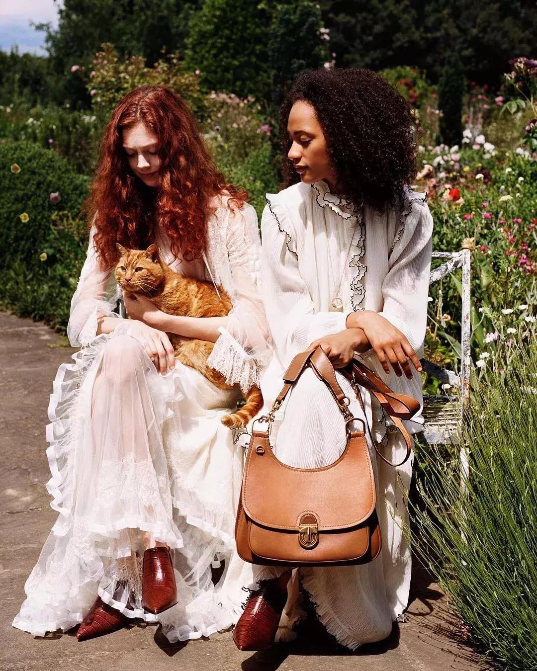 品牌女包包推荐网红款2022年新款,最近两年流行的包包品牌