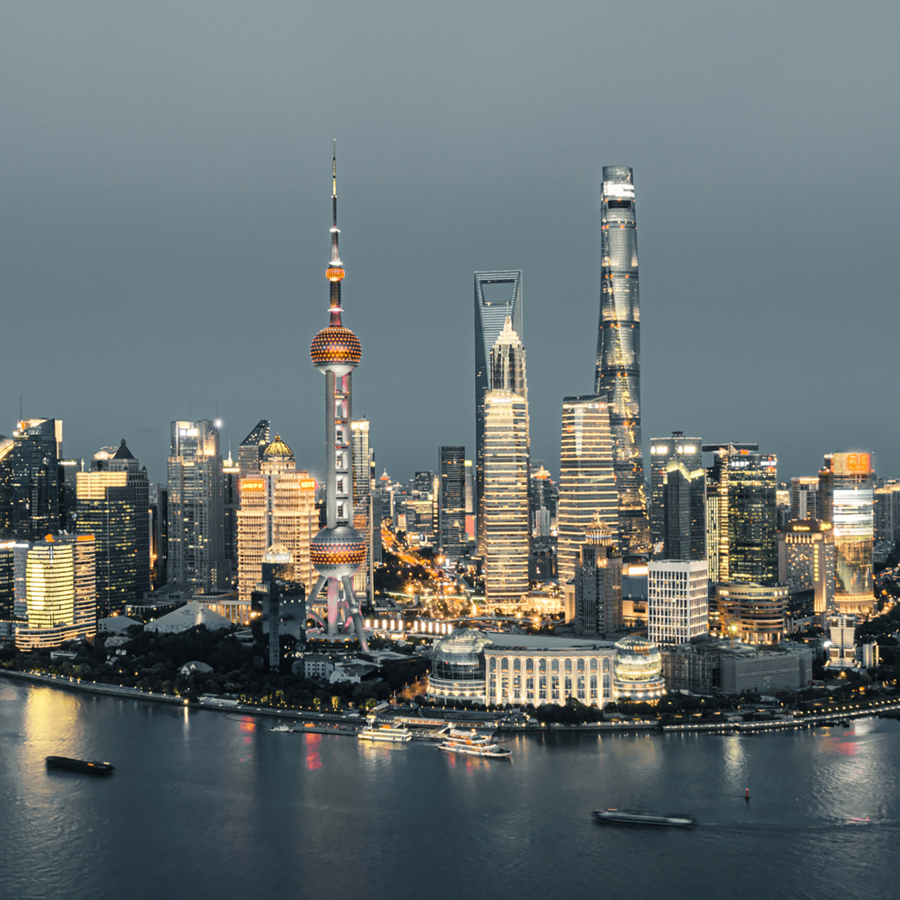 上海打工人挣钱了吗,上海打工人真实的一天