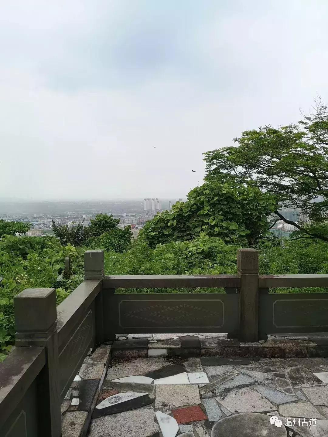 平阳鸣山古村落图片,千年古村平阳县鸣山村古城夜景