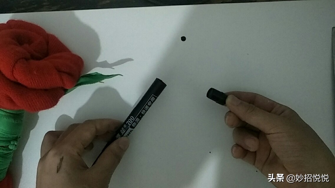 马克笔水彩笔记号笔怎么擦掉,眼线笔怎么用记号笔画