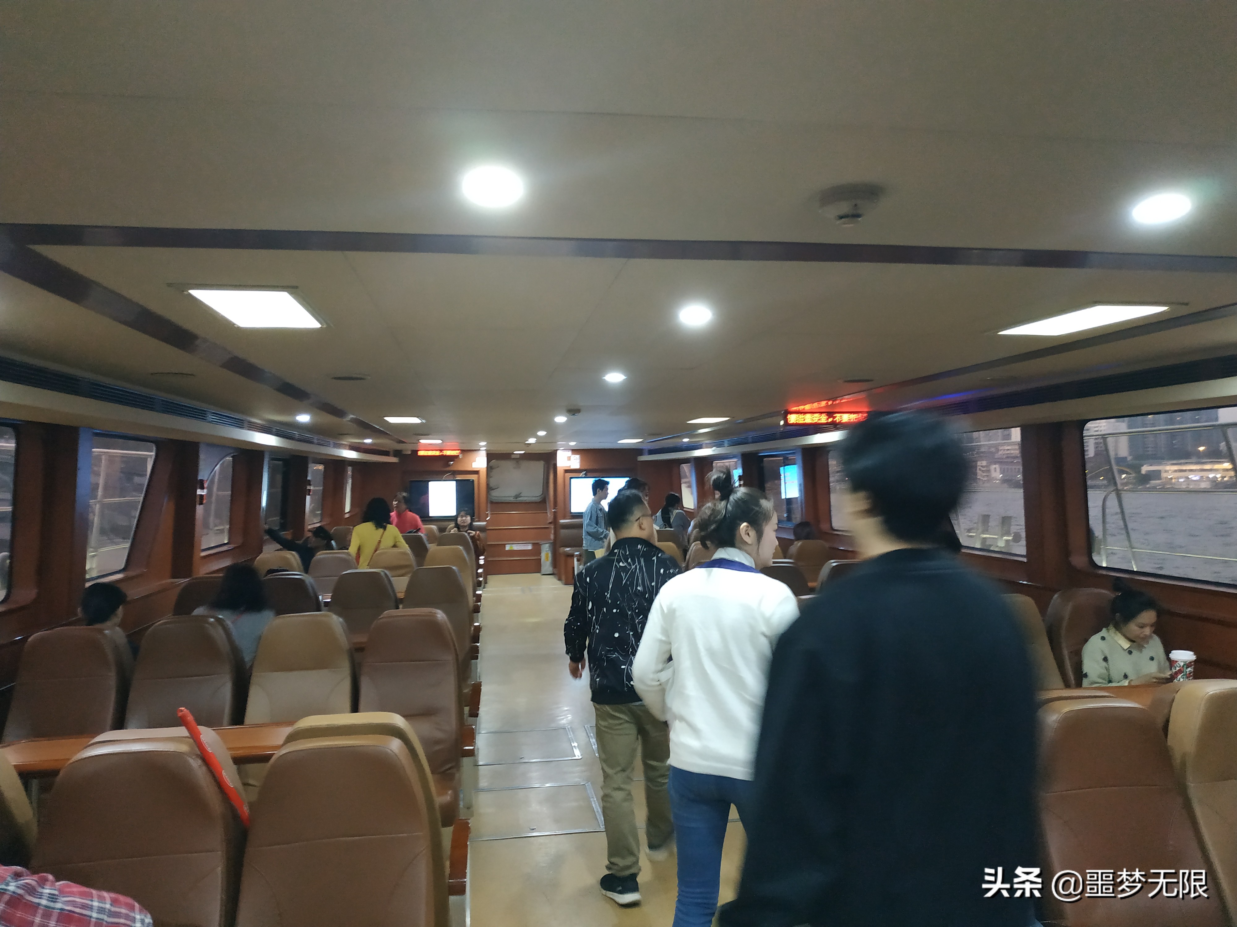 广州珠江夜游双人套餐三层,广州珠江夜游优惠团购的船