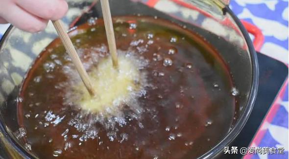 一道寓意节节高升的菜,寓意发财的一道菜