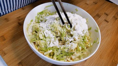 蔬菜煎饼的家常做法电饼铛,蔬菜煎饼怎么做好吃又简单