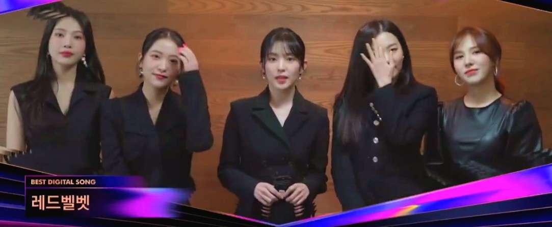 iu获金唱片音源大赏评价,金唱片大赏mamamoo