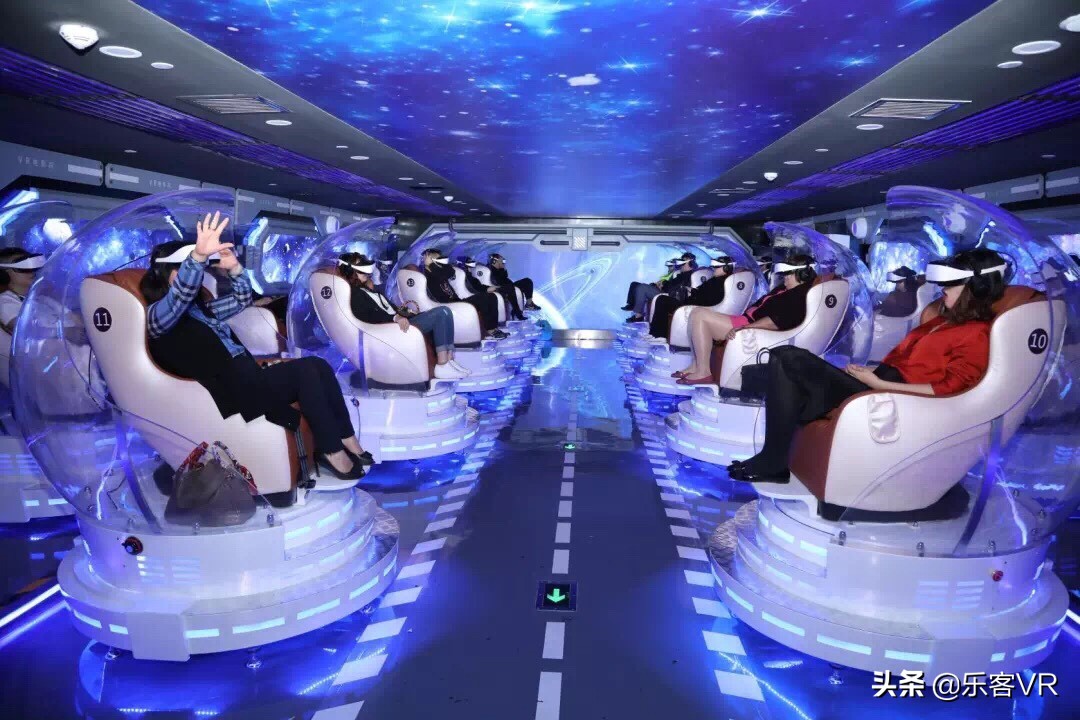 vr玩家用的是什么vr,vr玩家体验一下vr游戏