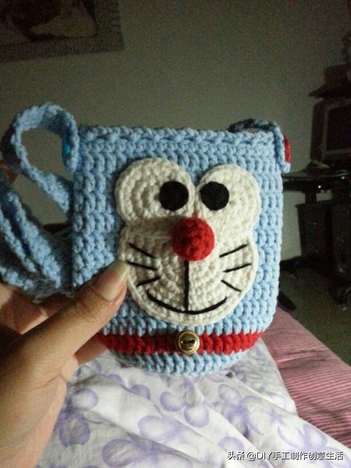 钩编的口金包零钱包：蓝胖子、叮当猫、机器猫，有详细教程