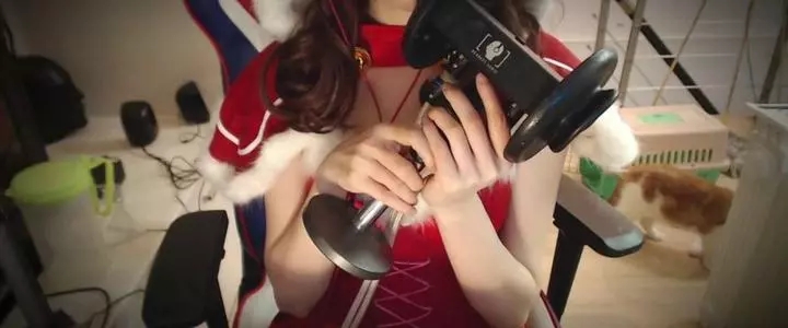 女主播都自带流量？只因一句口角，战意贴吧这两天被“瓜”挤爆了