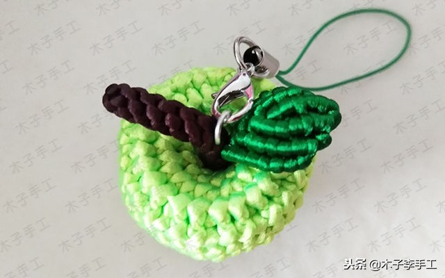 立体苹果的编织方法,小苹果的手工编法教程