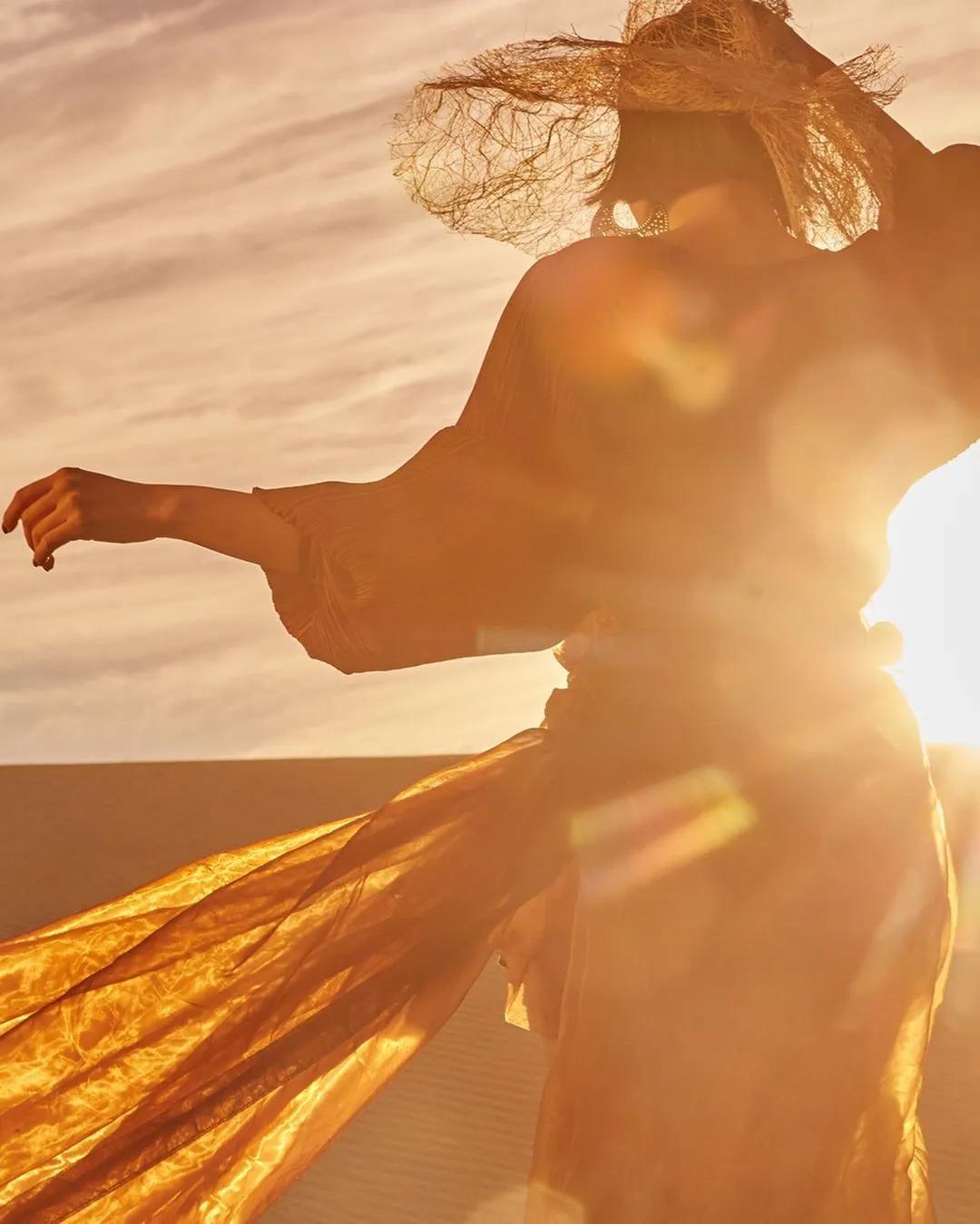 外形被嘲土气是个时尚绝缘体,被嘲笑又黑又丑韩国女星