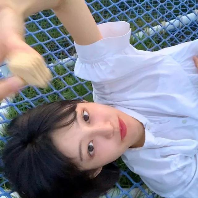 韩国短发漂亮的女星,韩国三大女神级电影演员短发