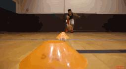 运球3大误区都不知道，还学什么打篮球？