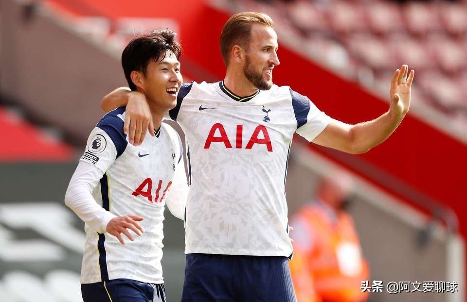 詹俊解说利物浦5-0击败曼联,曼联vs利物浦足总杯直播詹俊